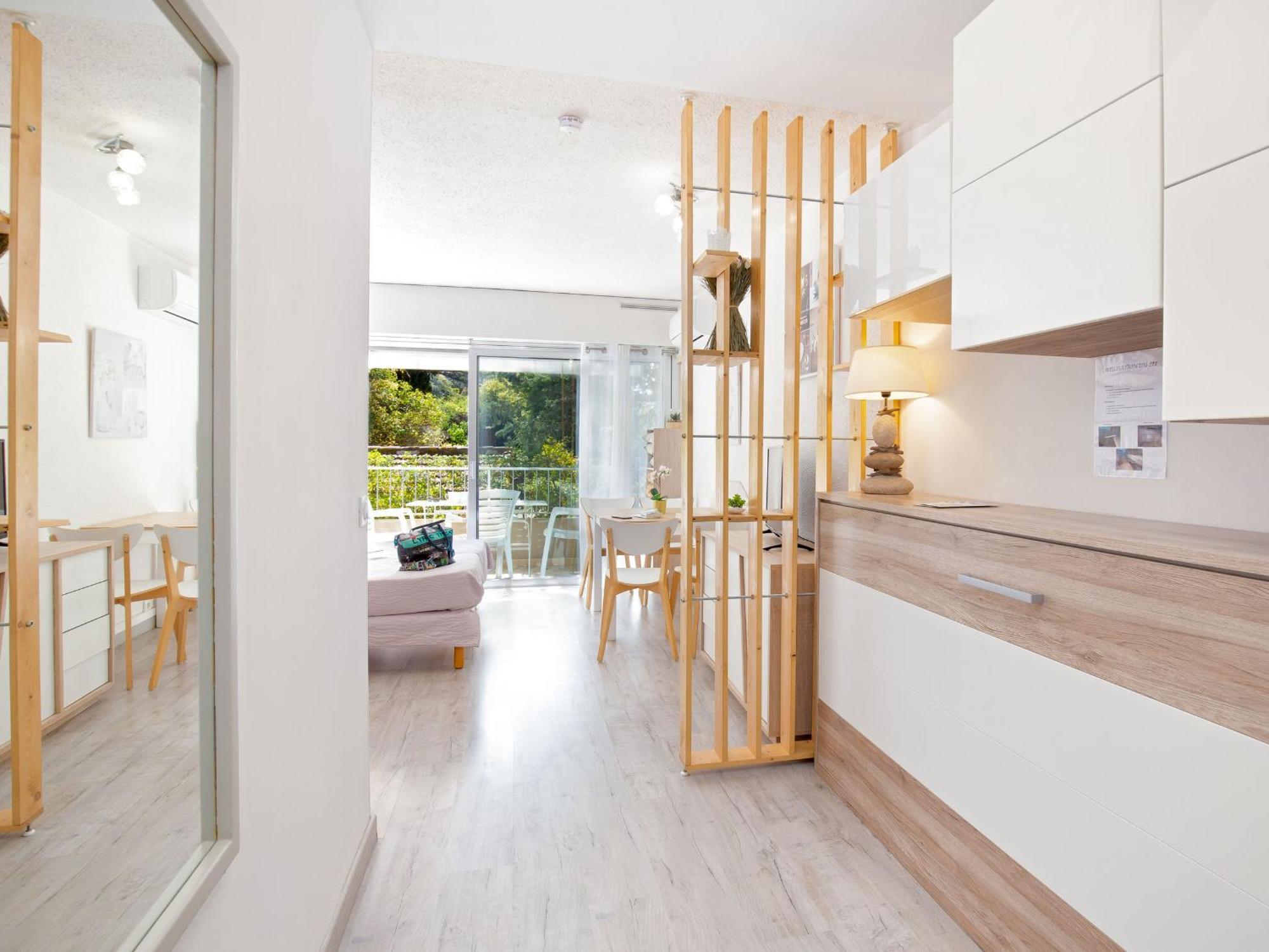 Studio Climatise Pour 3, Face Est, A 50M Plage Et Proche Commerces - Fr-1-466A-23 Saint-Raphael  Ngoại thất bức ảnh